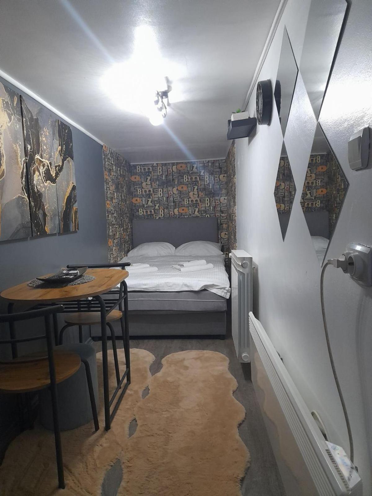 Apartman Pozoriste Penthaus Banja Luka Room photo